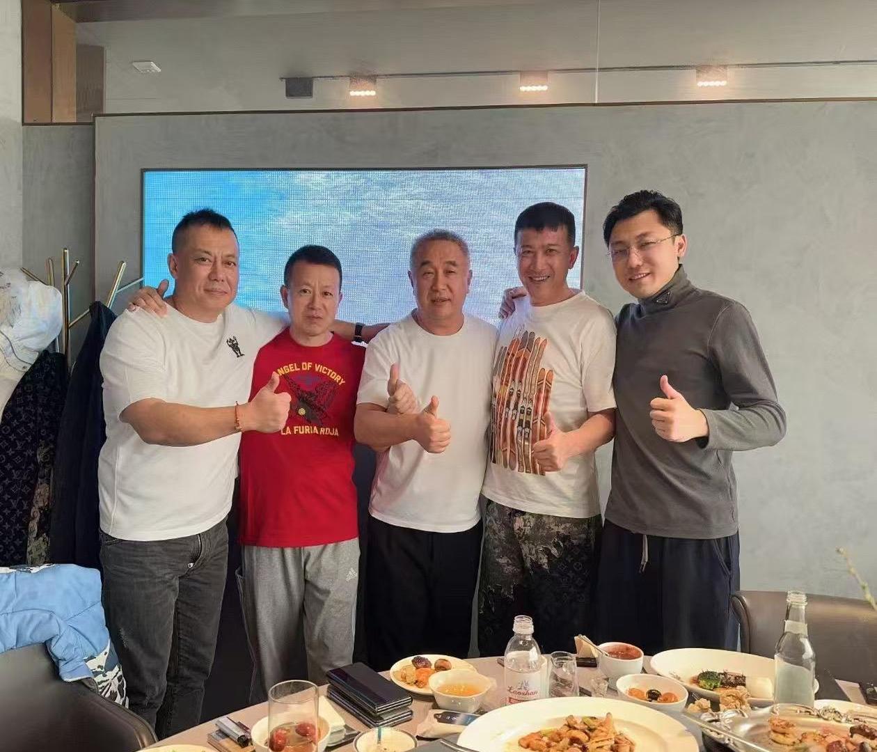 青岛黄海足球队主教练宣布辞职